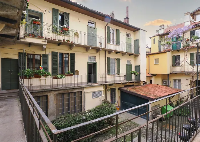 Navigli Exclusive Apartment